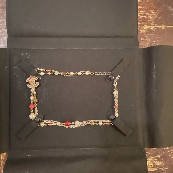 Chanel Faux Pearl + Resin Bead Necklace - Picture 5 of 11